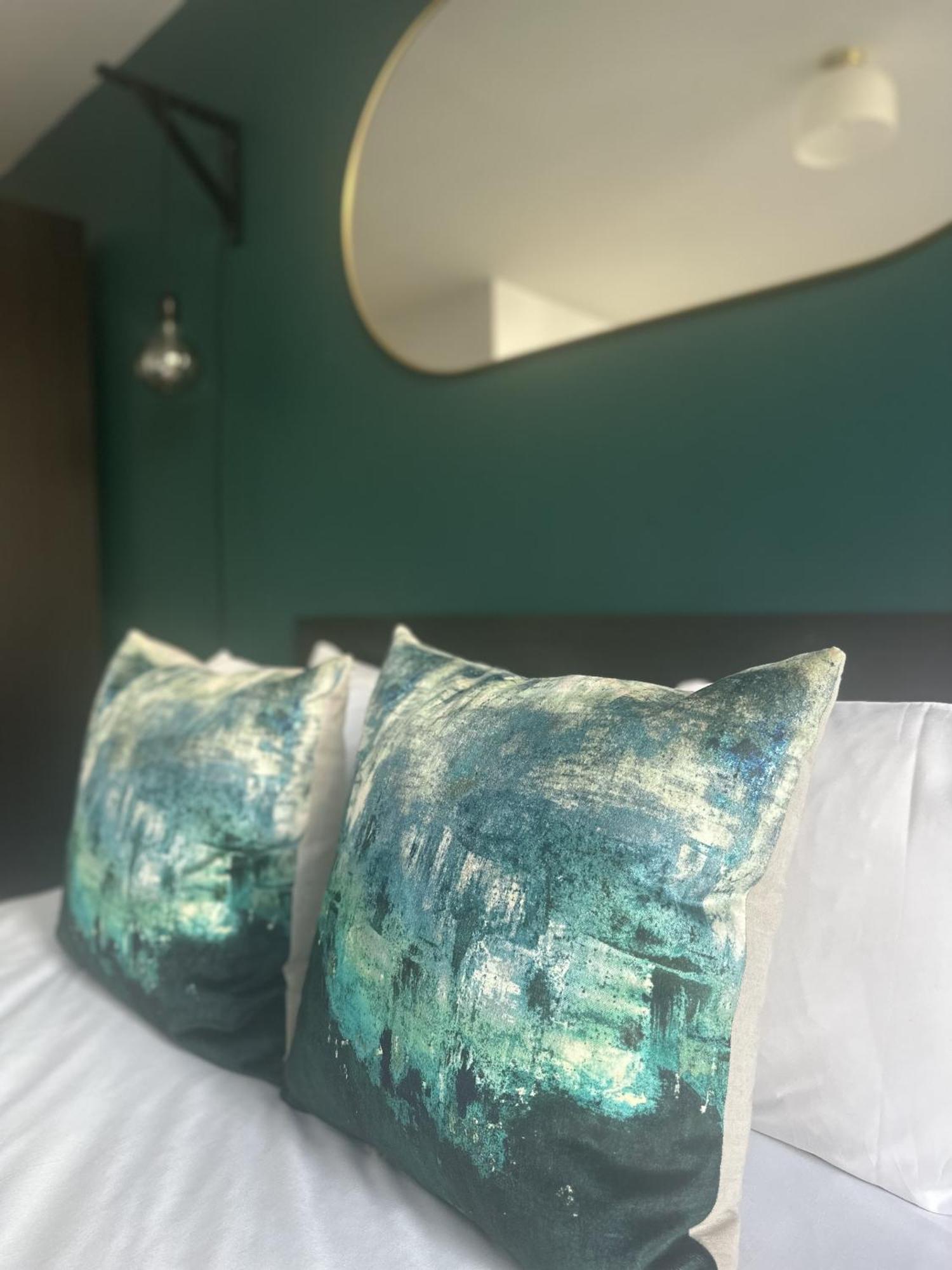 Harbourside Hideaway - Superb Flat With Terrace * Bristol